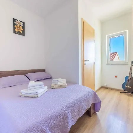 Holiday home Holiday Sukosan/zadar Riviera 38720